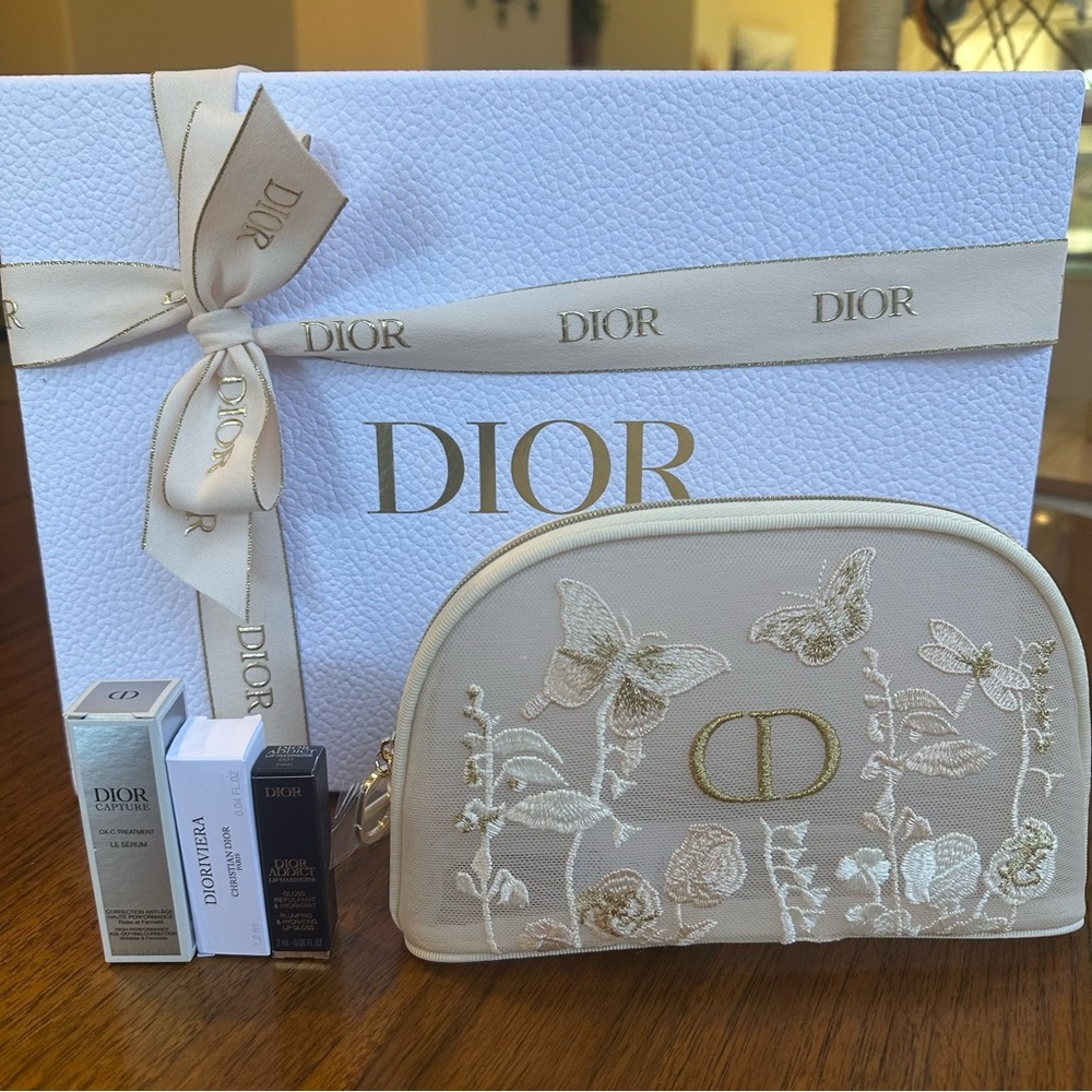 Limited Edition Dior Beauty Pouch w/ 3-piece gift set (Mother's Day Edition)
